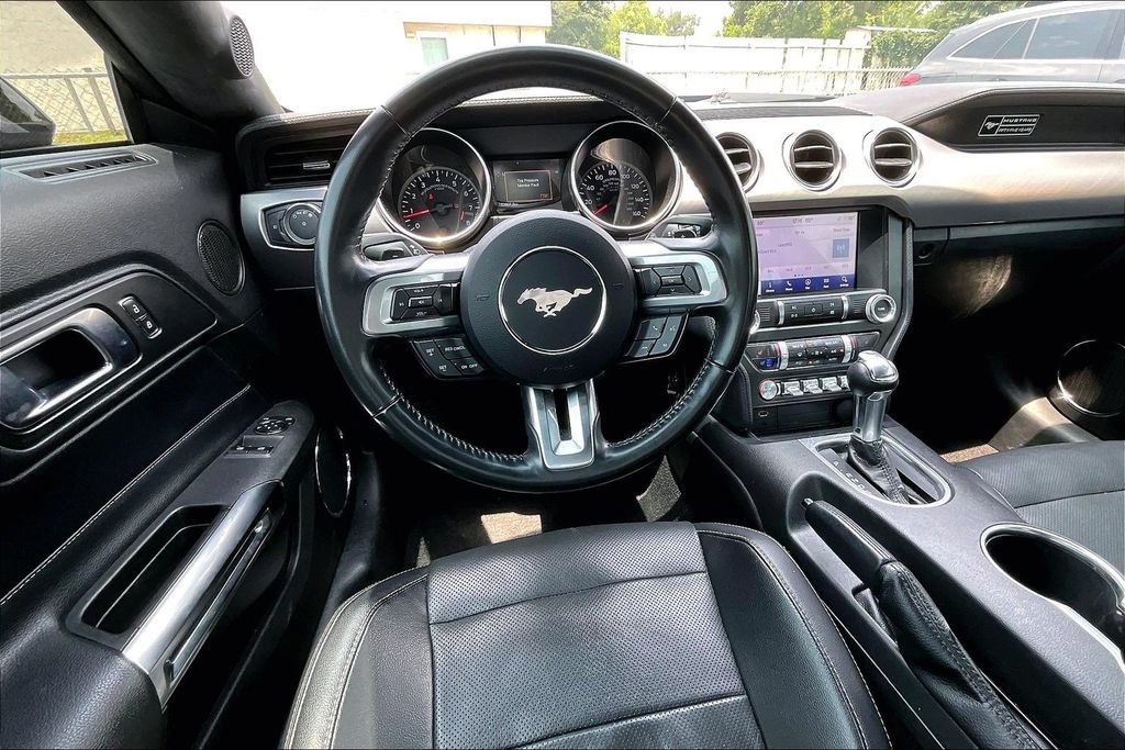 Used 2020 Ford Mustang GT Premium w/ Black Accent Package RWD image 8