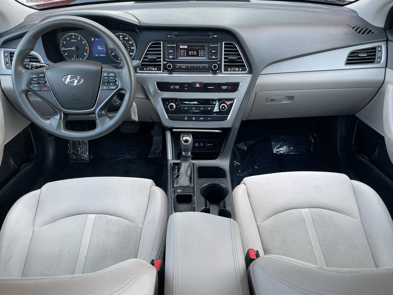 Used 2017 Hyundai Sonata SE FWD image 10