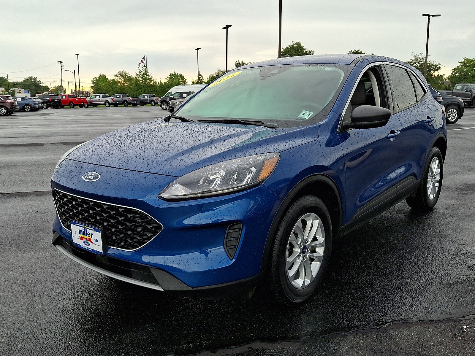 Certified 2022 Ford Escape SE AWD/4WD image 3