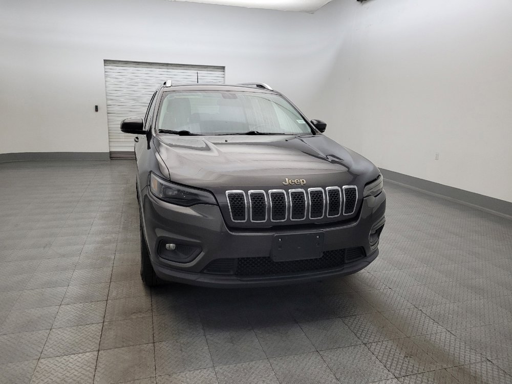 Used 2019 Jeep Cherokee Latitude Plus AWD/4WD image 14