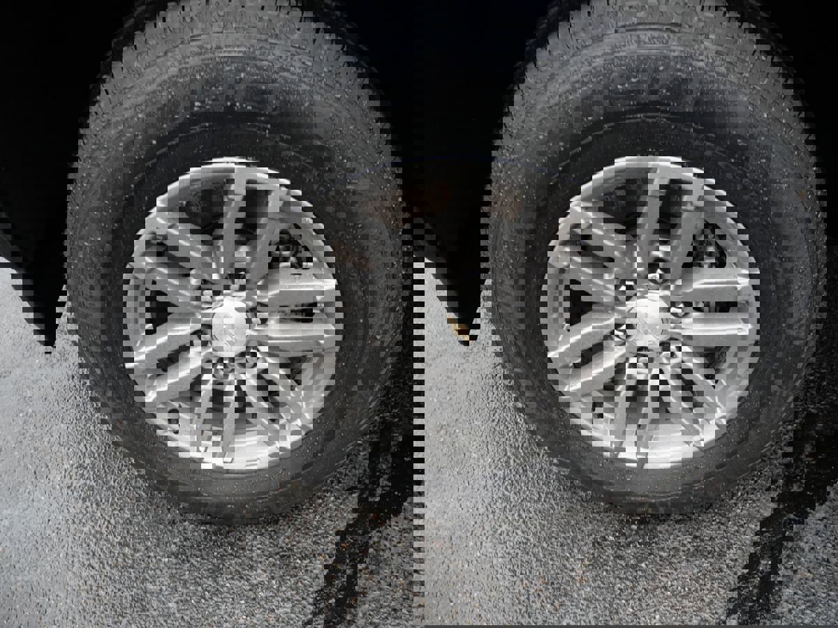 Used 2023 Chevrolet Colorado LT w/ LT Convenience Package image 30