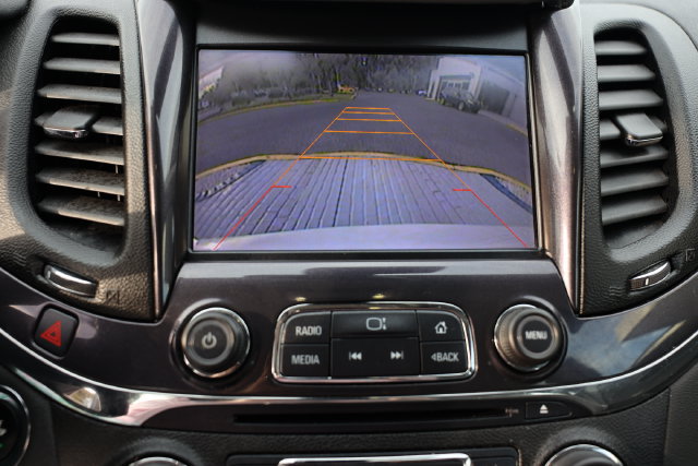 Used 2015 Chevrolet Impala LTZ FWD image 28