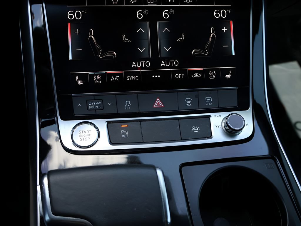 Used 2020 Audi Q8 Premium Plus w/ Premium Plus Package AWD/4WD image 30