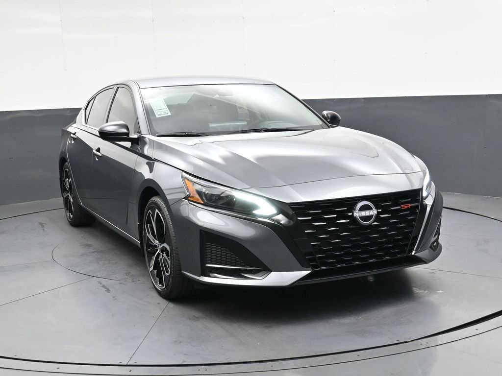 New 2026 Nissan Altima 2.5 SR image 1