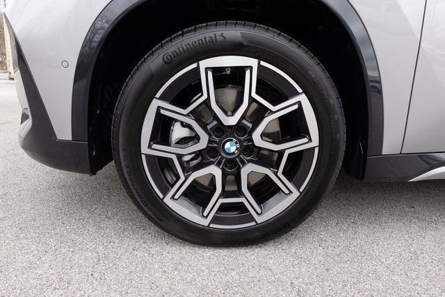 New 2025 BMW X1 xDrive28i w/ Premium Package image 6