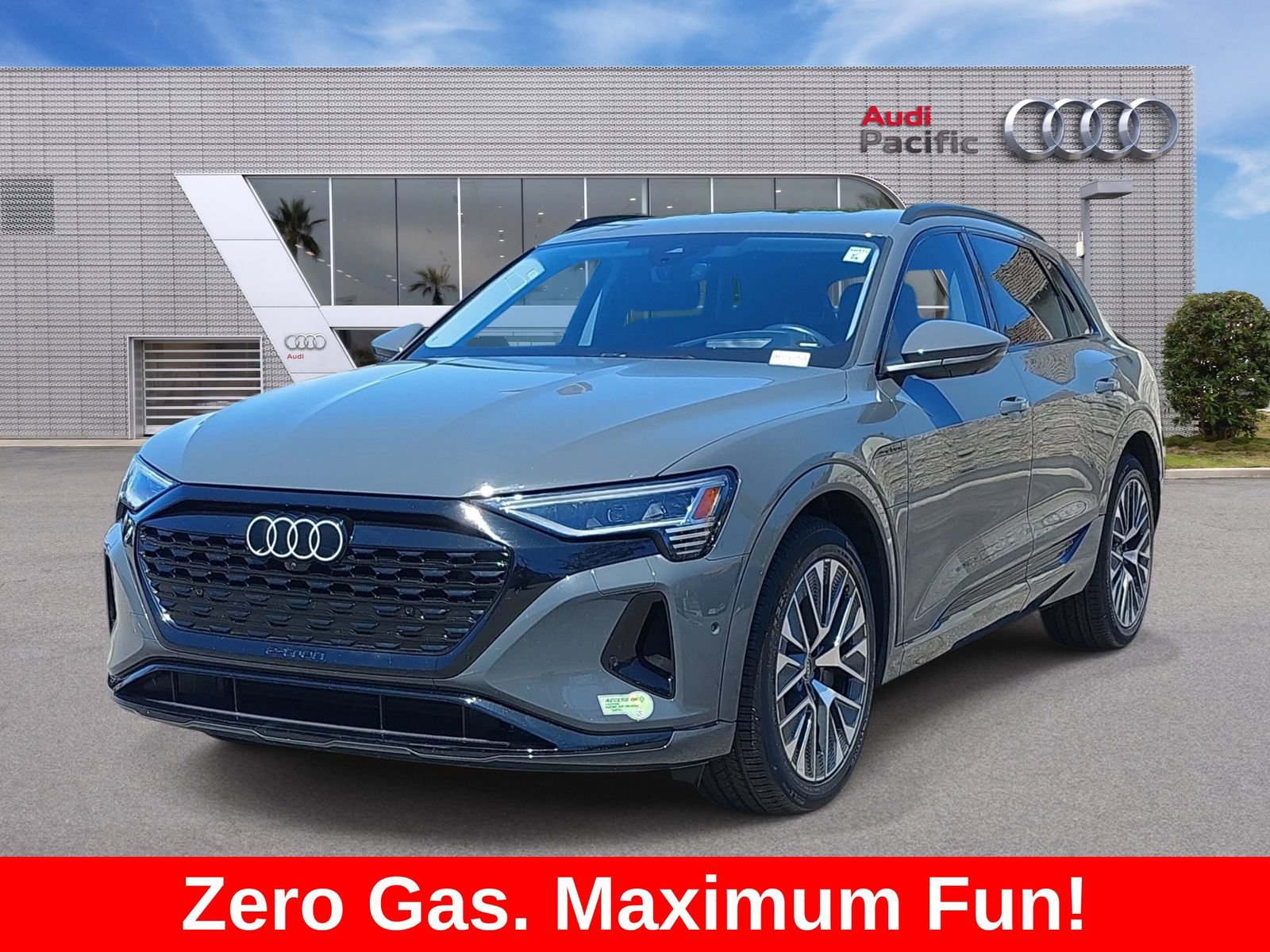 Used 2024 Audi Q8 e-tron Premium Plus w/ Prestige Package