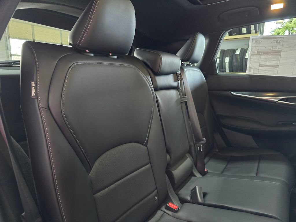 New 2025 INFINITI QX50 Sport image 33