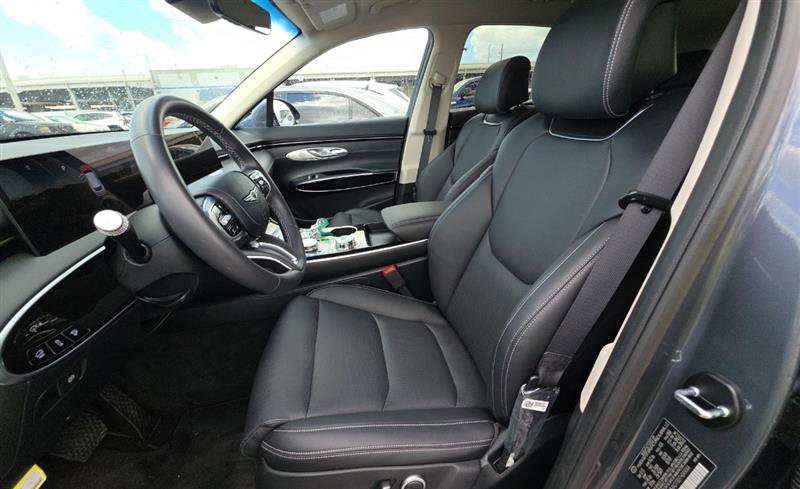Used 2026 Genesis GV70 2.5T AWD/4WD image 9