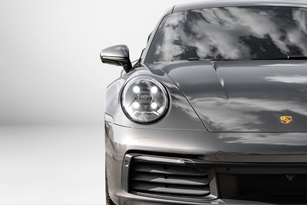 Used 2023 Porsche 911 Carrera RWD image 32