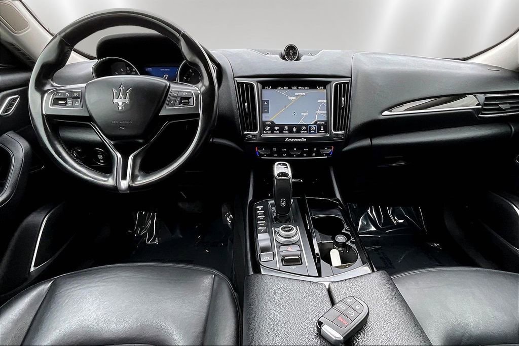Used 2019 Maserati Levante image 7