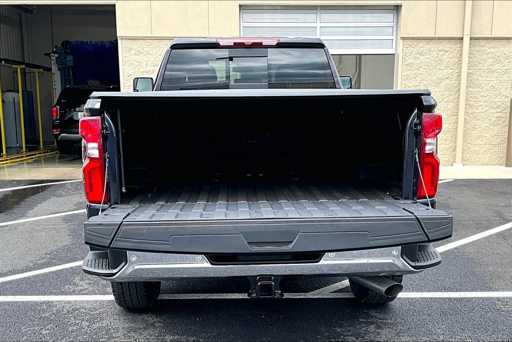 Used 2024 Chevrolet Silverado 2500 LTZ w/ LTZ Convenience Package AWD/4WD image 25