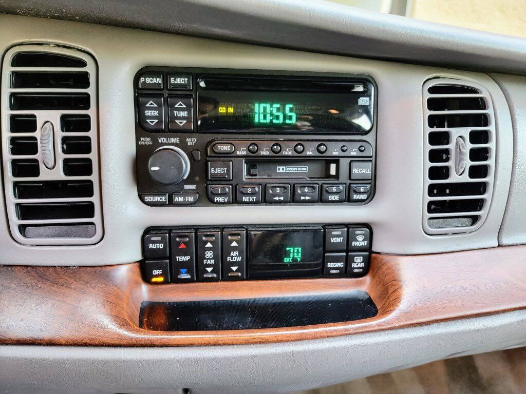 Used 2001 Buick Park Avenue w/ Prestige Pkg FWD image 14