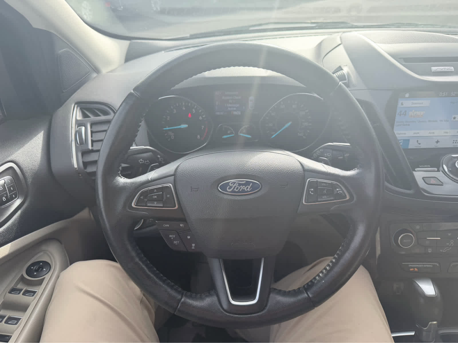 Used 2017 Ford Escape Titanium image 21