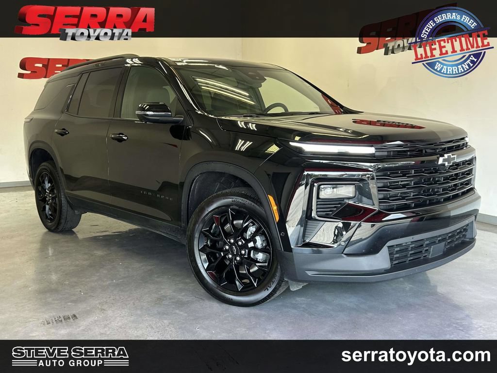 Used 2024 Chevrolet Traverse LT w/ Enhanced Driving Package FWD image 1