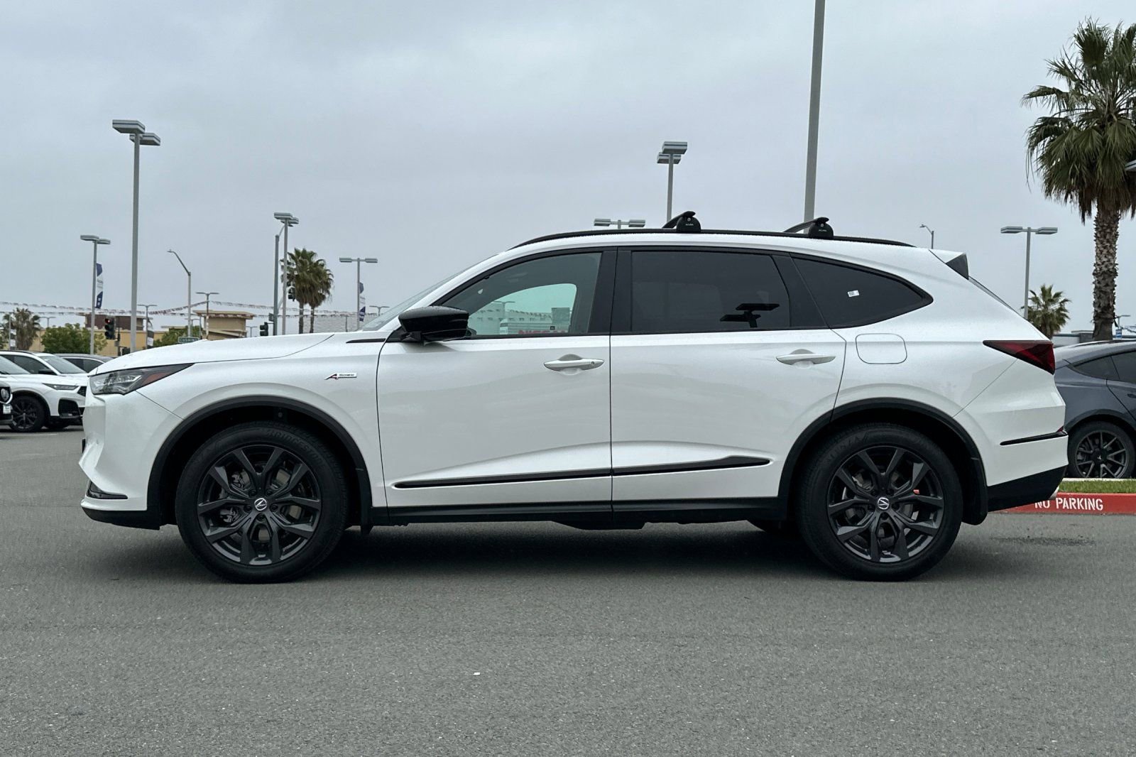 Used 2023 Acura MDX A-Spec AWD/4WD image 4