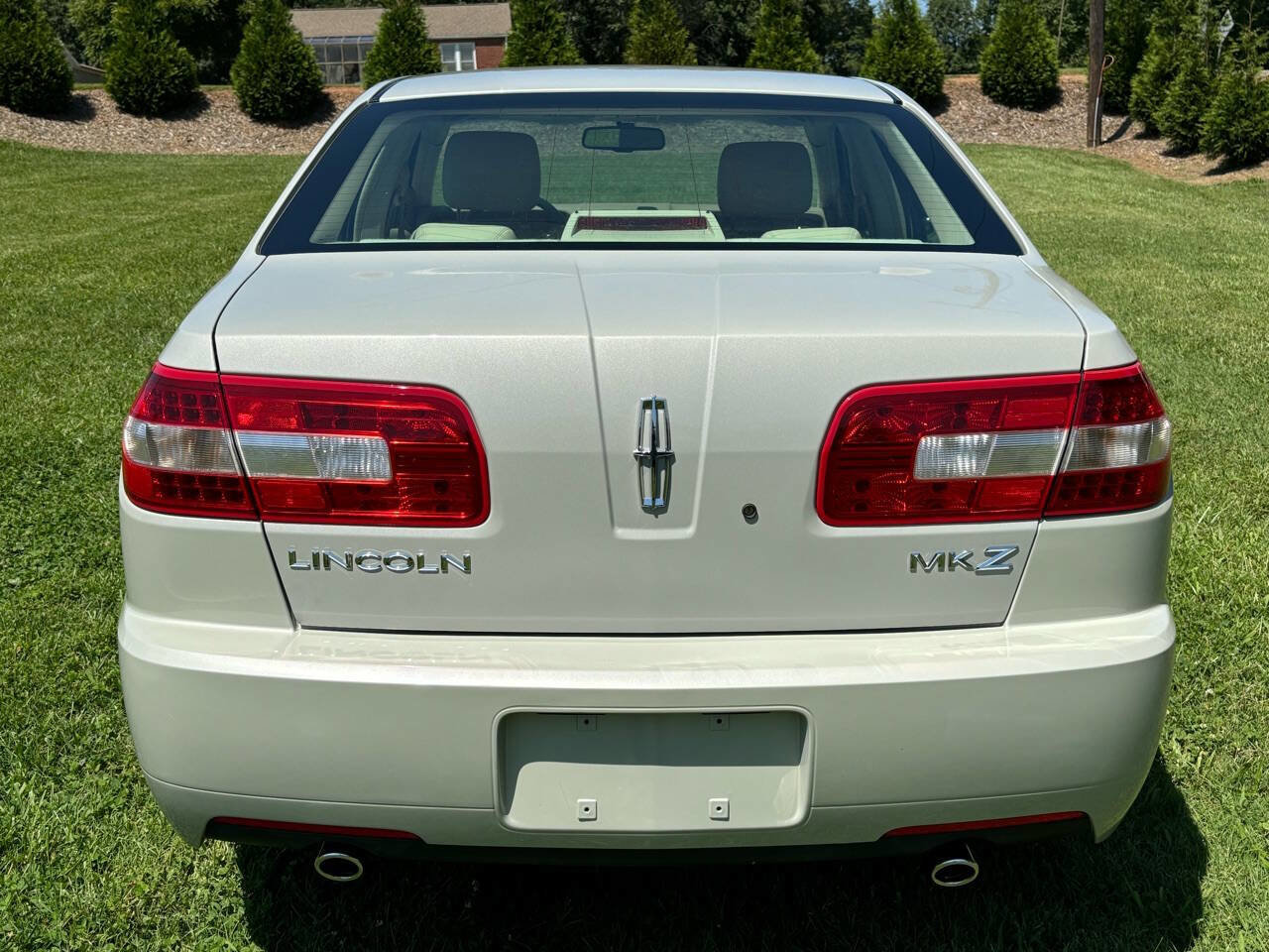Used 2007 Lincoln MKZ image 3