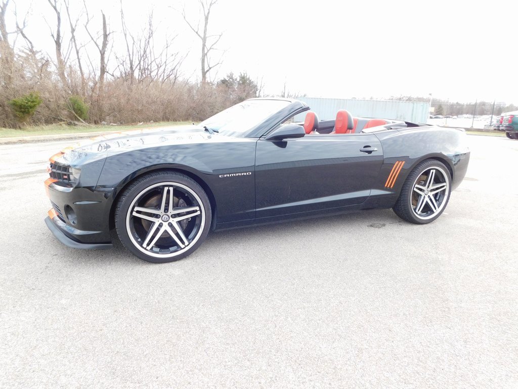 Used 2013 Chevrolet Camaro SS w/ RS Package image 15