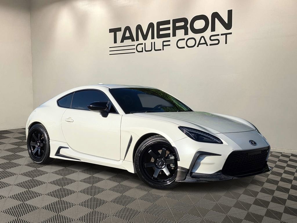 Used 2022 Toyota GR86 Premium RWD image 1