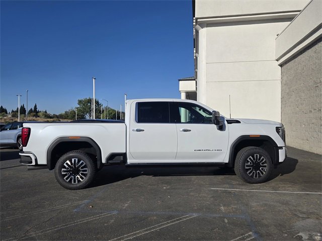 New 2026 GMC Sierra 2500 Denali Ultimate image 3