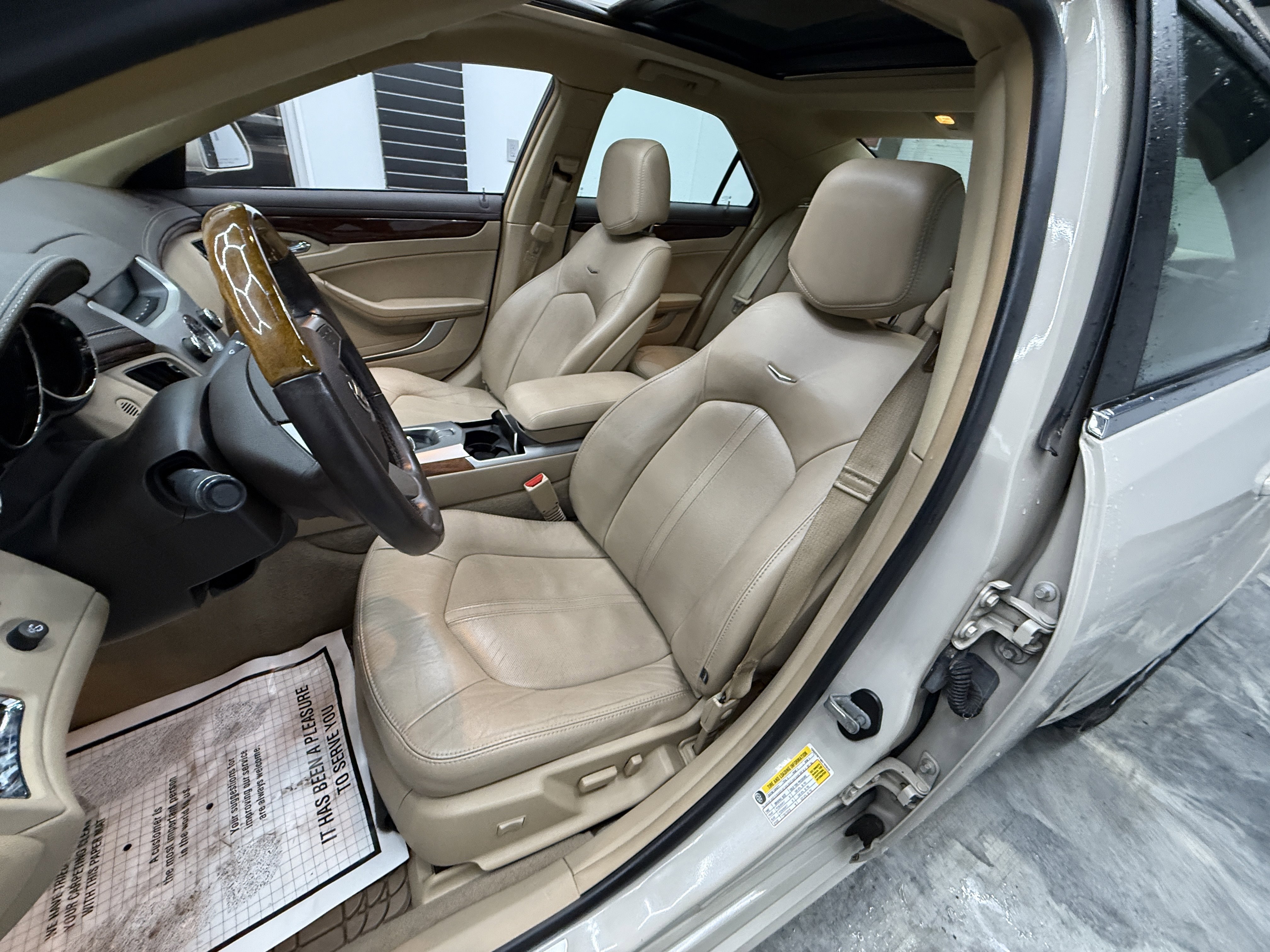 Used 2011 Cadillac CTS Luxury image 12