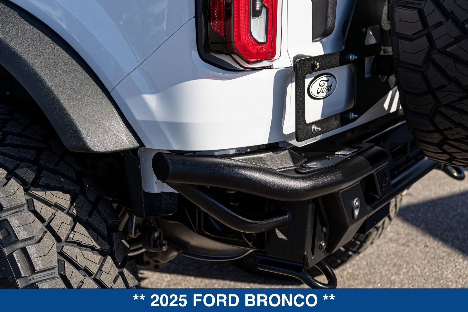 New 2025 Ford Bronco Badlands AWD/4WD image 36
