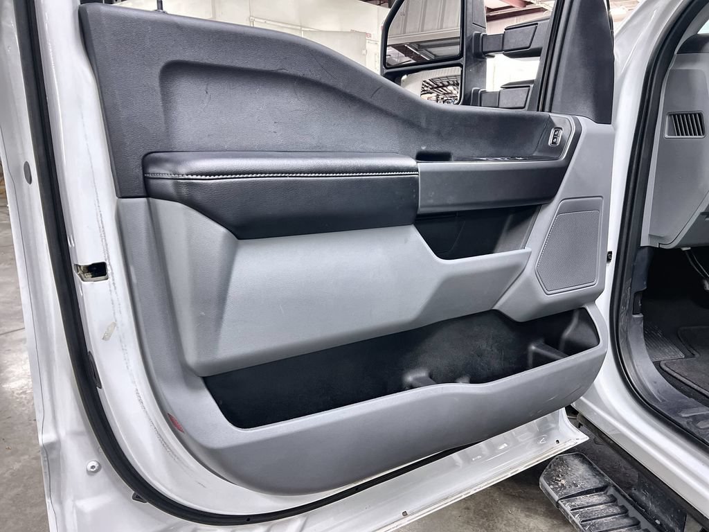 Used 2025 Ford F350 XLT AWD/4WD image 16