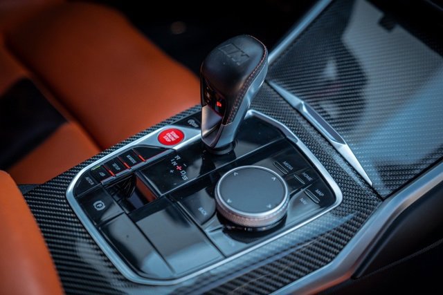 Used 2025 BMW M4 Competition w/ Parking Assistance Package image 34