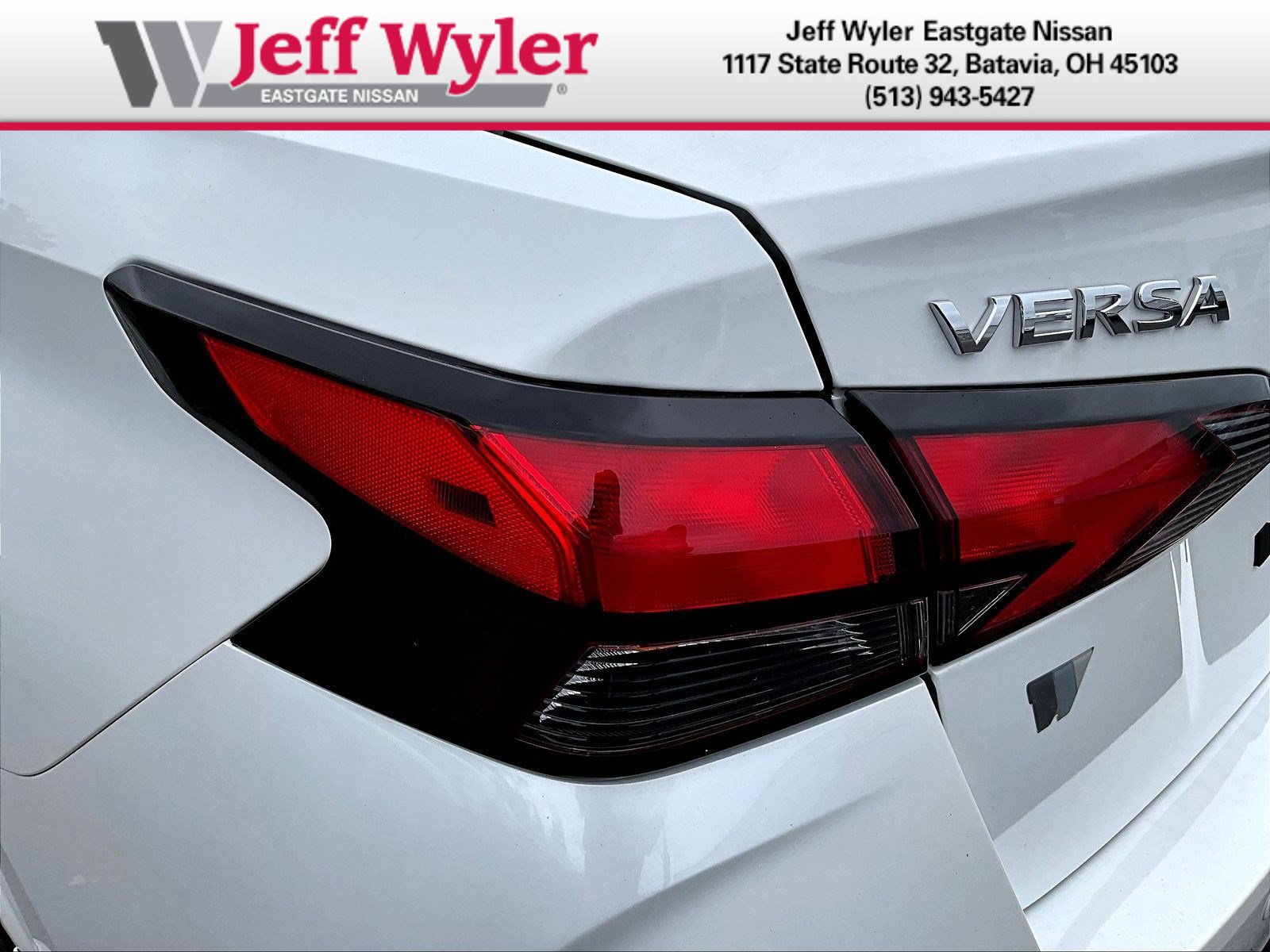 New 2025 Nissan Versa SV w/ Trunk Package FWD image 14