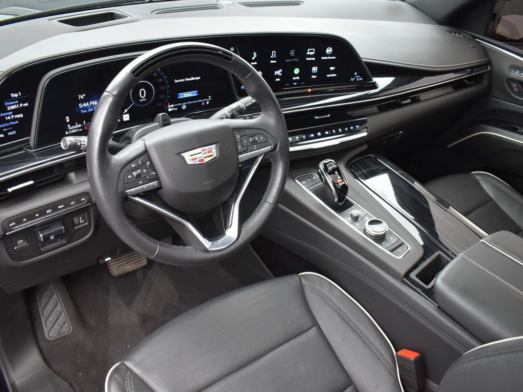 Certified 2024 Cadillac Escalade Sport w/ Touring Package image 13