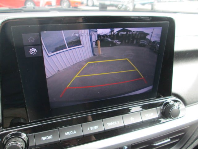 Used 2022 Kia Forte LXS w/ LXS Technology Package FWD image 16