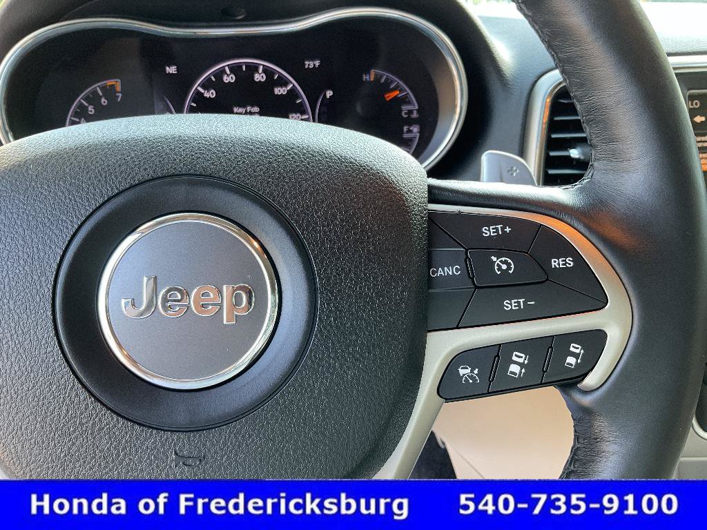 Used 2017 Jeep Grand Cherokee Limited w/ Luxury Group II AWD/4WD image 32