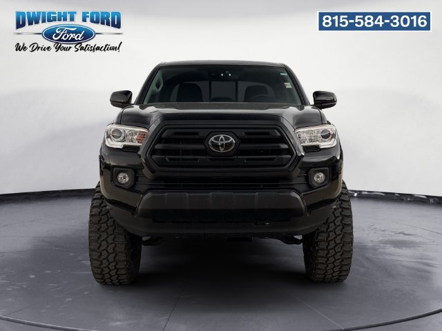 Used 2018 Toyota Tacoma SR AWD/4WD image 8