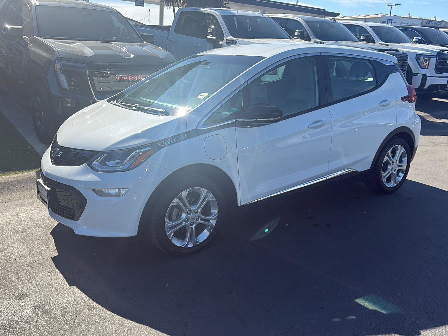 Used 2021 Chevrolet Bolt LT image 2