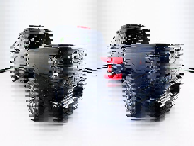 New 2025 Nissan Frontier SV w/ SV Convenience Package image 7