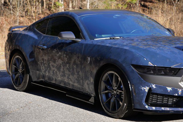 Used 2025 Ford Mustang Dark Horse image 32