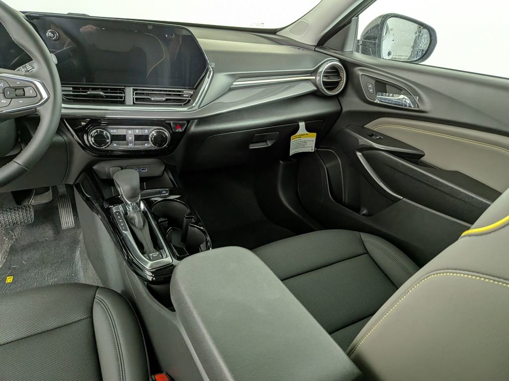 New 2025 Chevrolet Trax ACTIV w/ Driver Confidence Package image 29