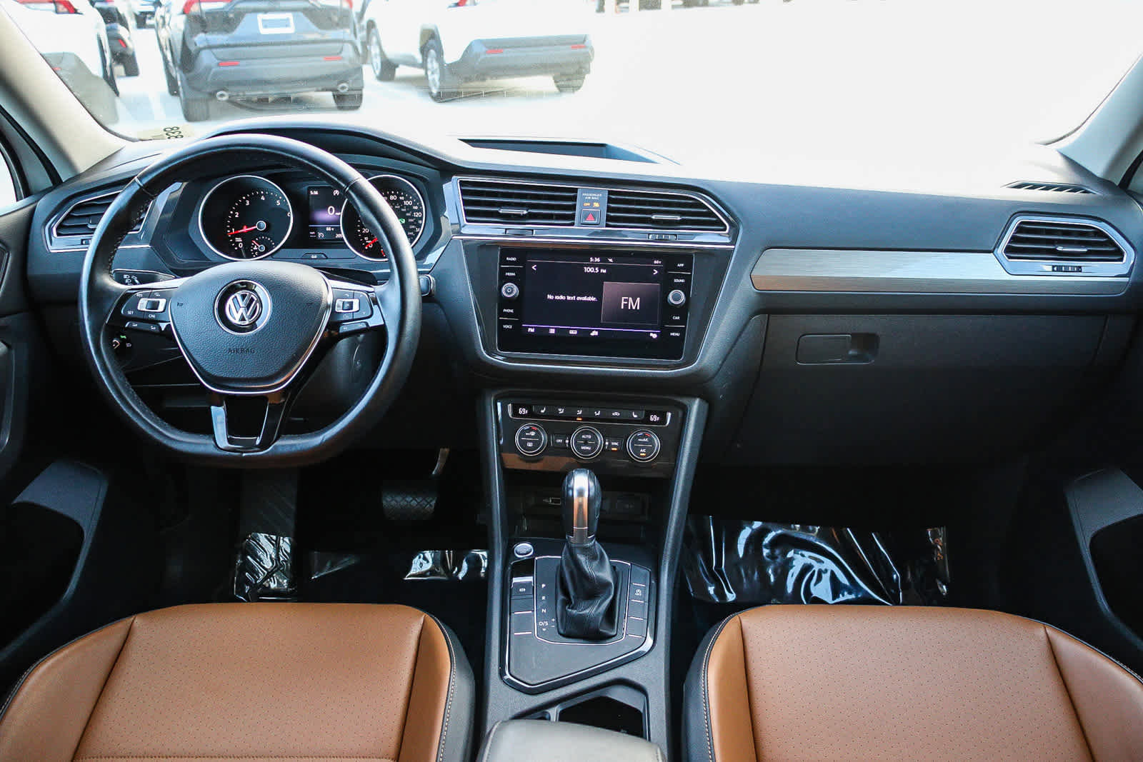 Used 2018 Volkswagen Tiguan SE image 13