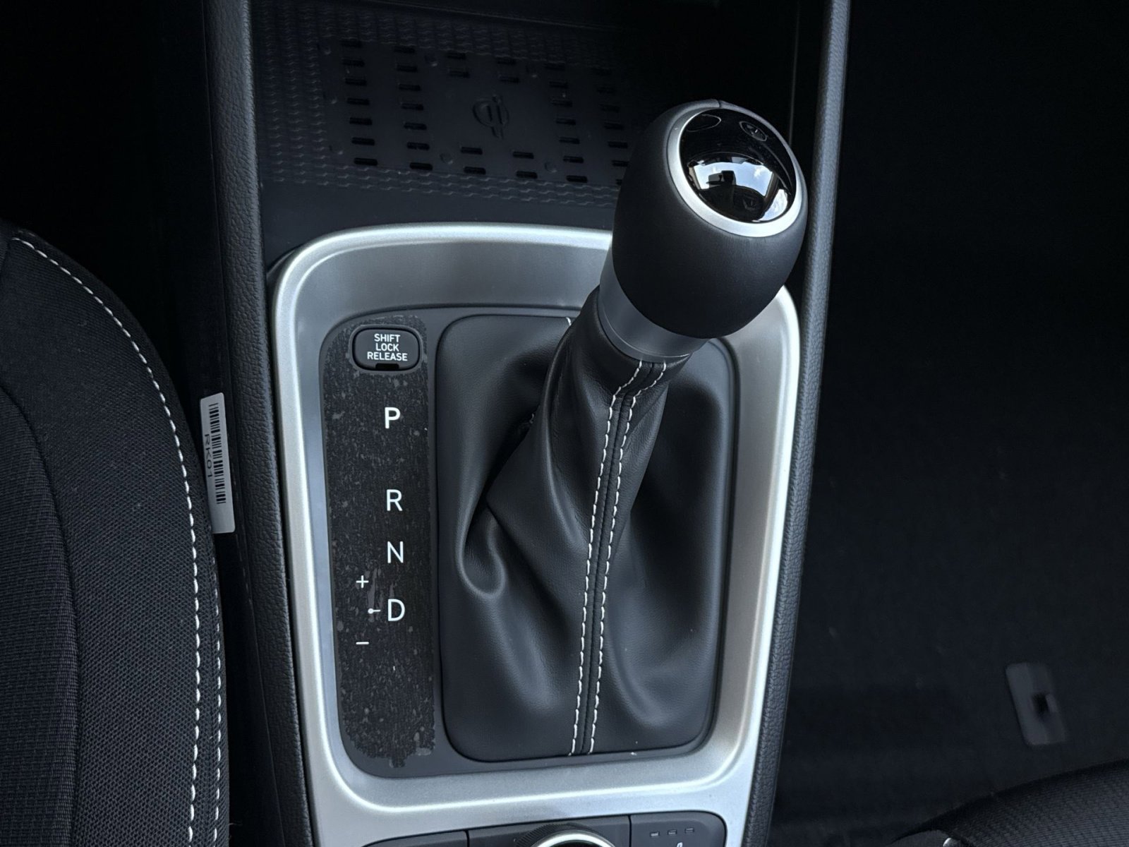 New 2026 Hyundai Venue SEL FWD image 22
