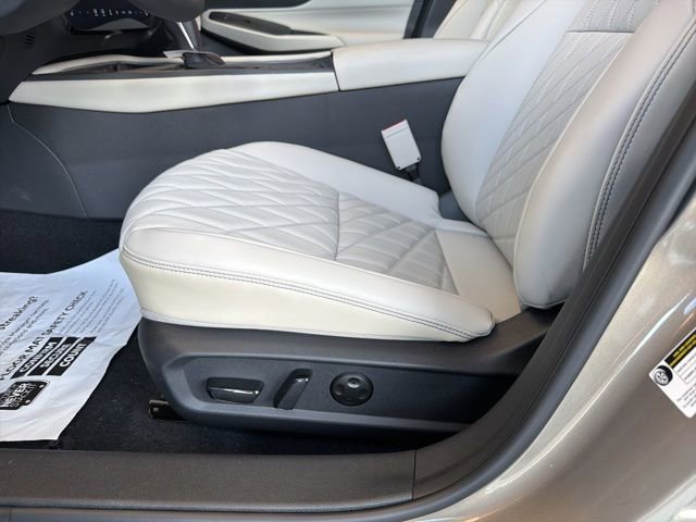 New 2026 Nissan Sentra SL w/ Floor Mat Package FWD image 8
