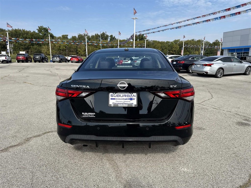 Used 2024 Nissan Sentra SV image 4