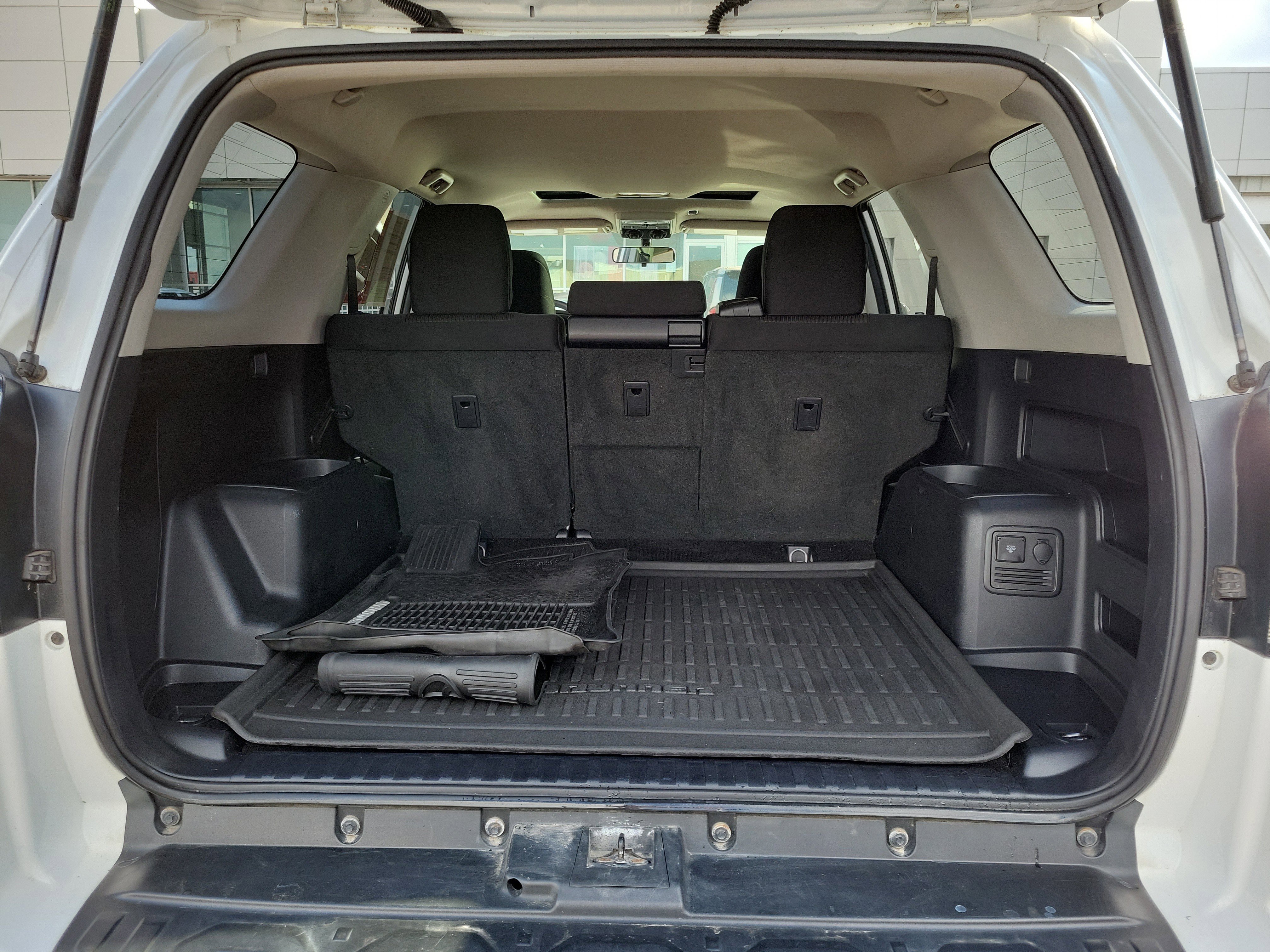 Used 2017 Toyota 4Runner TRD Off-Road image 8