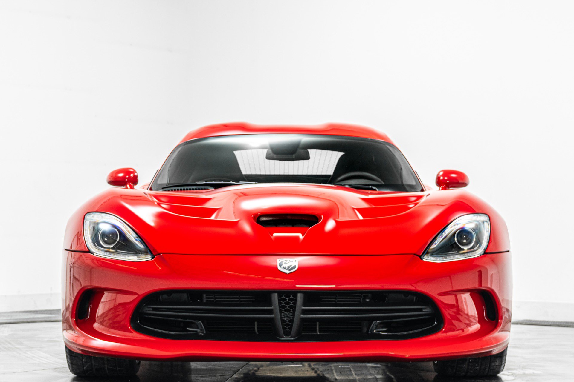 Used 2013 SRT Viper SRT-10 w/ Track Pkg RWD image 4