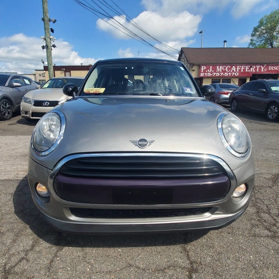 Used 2019 MINI Cooper 4-Door Hardtop image 8