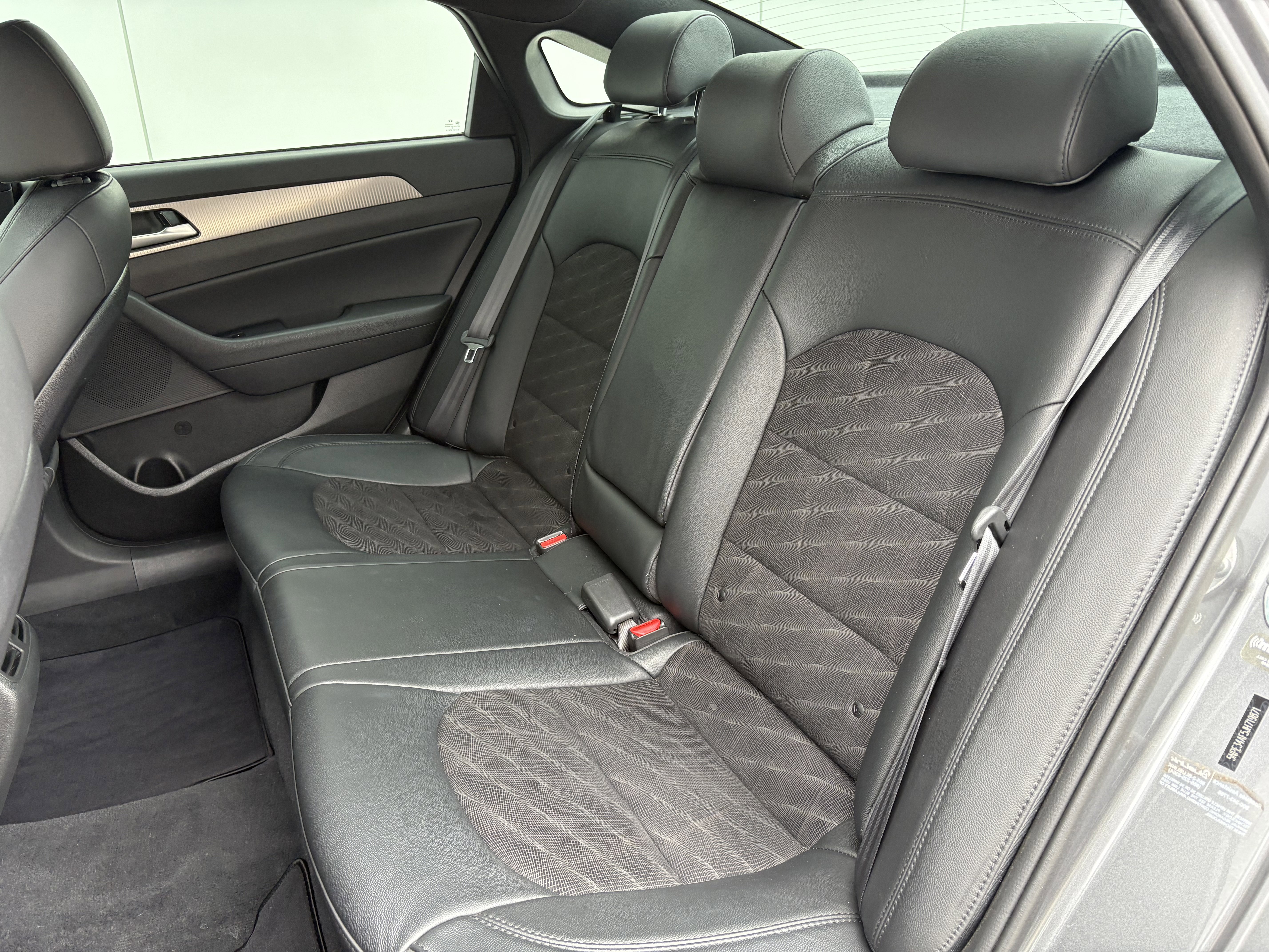 Used 2018 Hyundai Sonata Sport w/ Cargo Package image 11