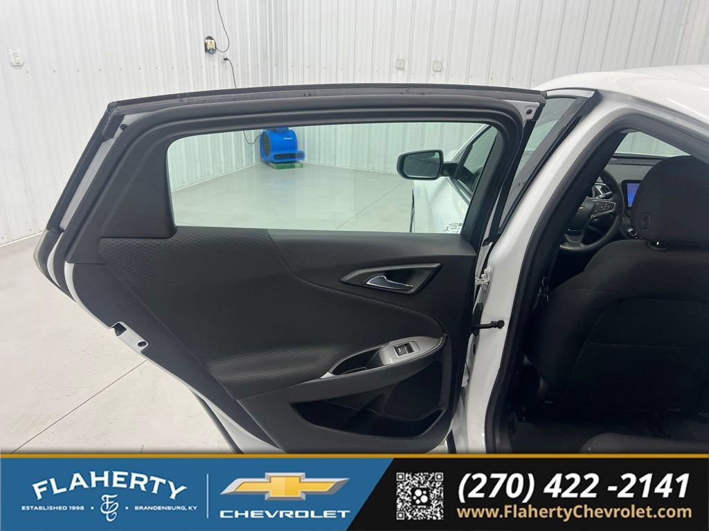 Used 2024 Chevrolet Malibu LT FWD image 10