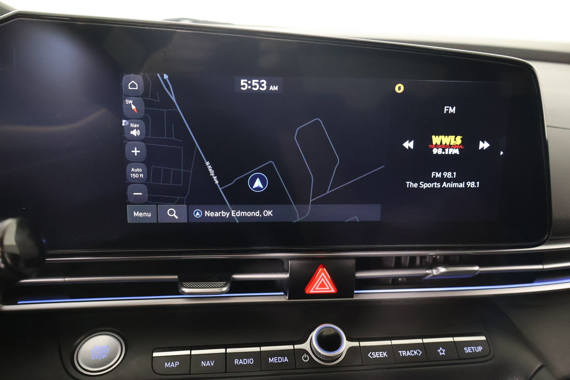 Certified 2024 Hyundai Elantra SEL FWD image 7