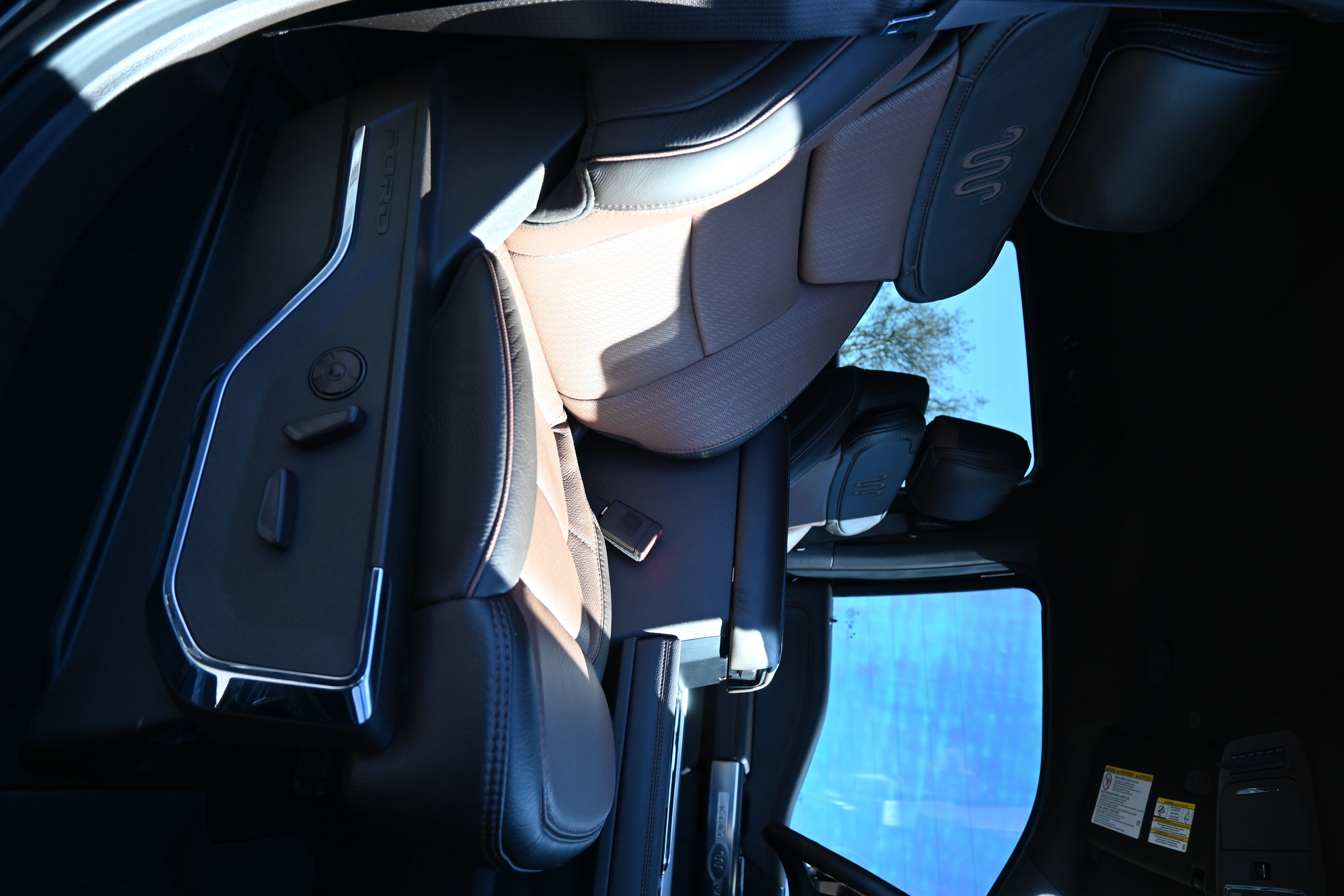 Used 2025 Ford F450 King Ranch image 32