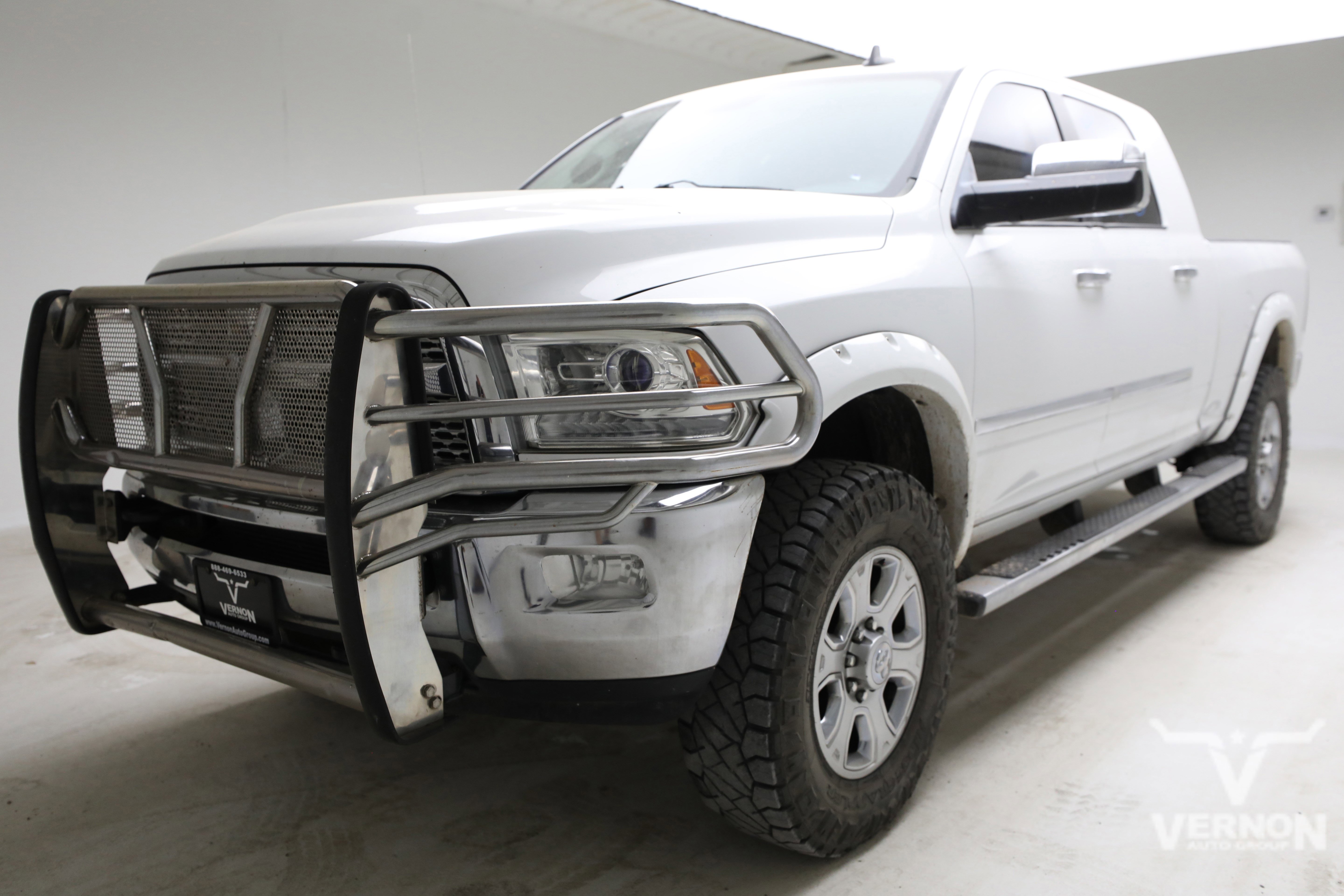 Used 2015 RAM 2500 Laramie w/ Cold Weather Group image 1