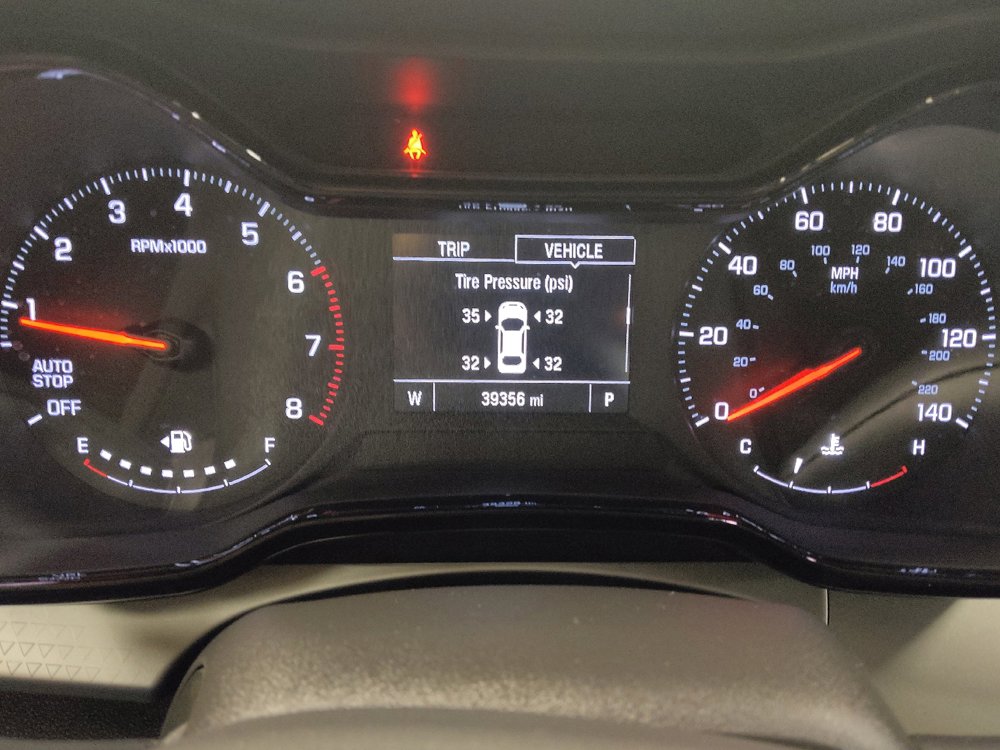 Used 2025 Chevrolet Trax LS w/ Driver Confidence Package FWD image 23