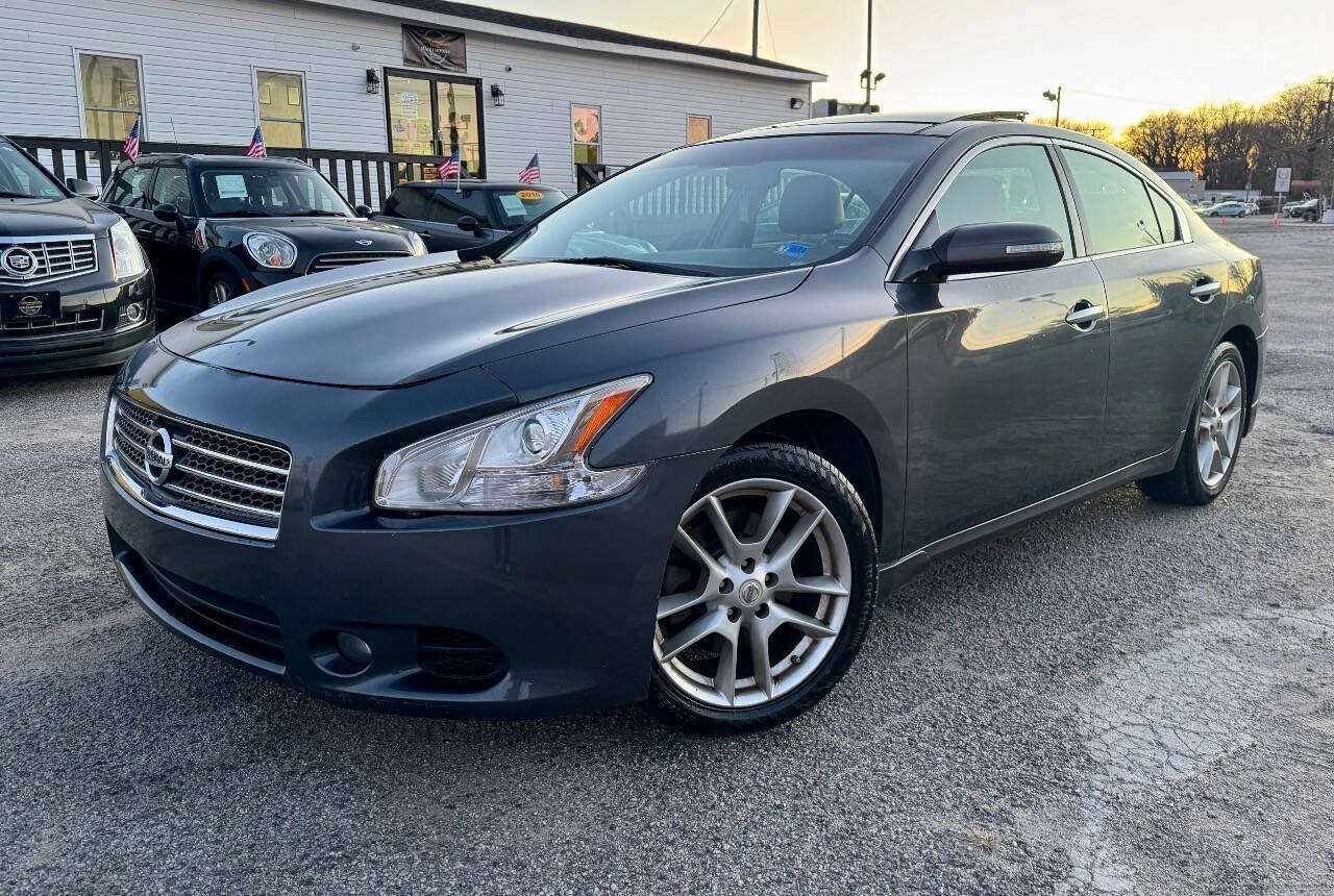 Used 2011 Nissan Maxima 3.5 SV w/ Premium Pkg FWD image 1
